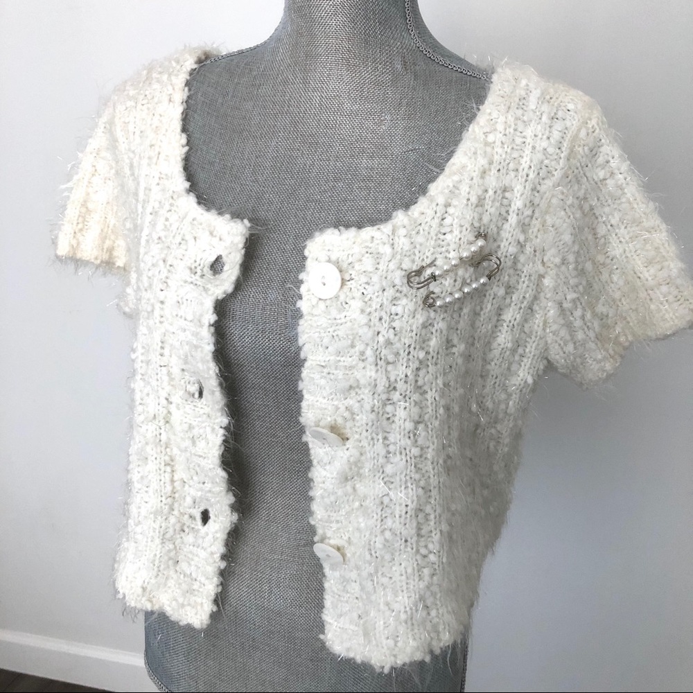 The lil retro crop cardigan.